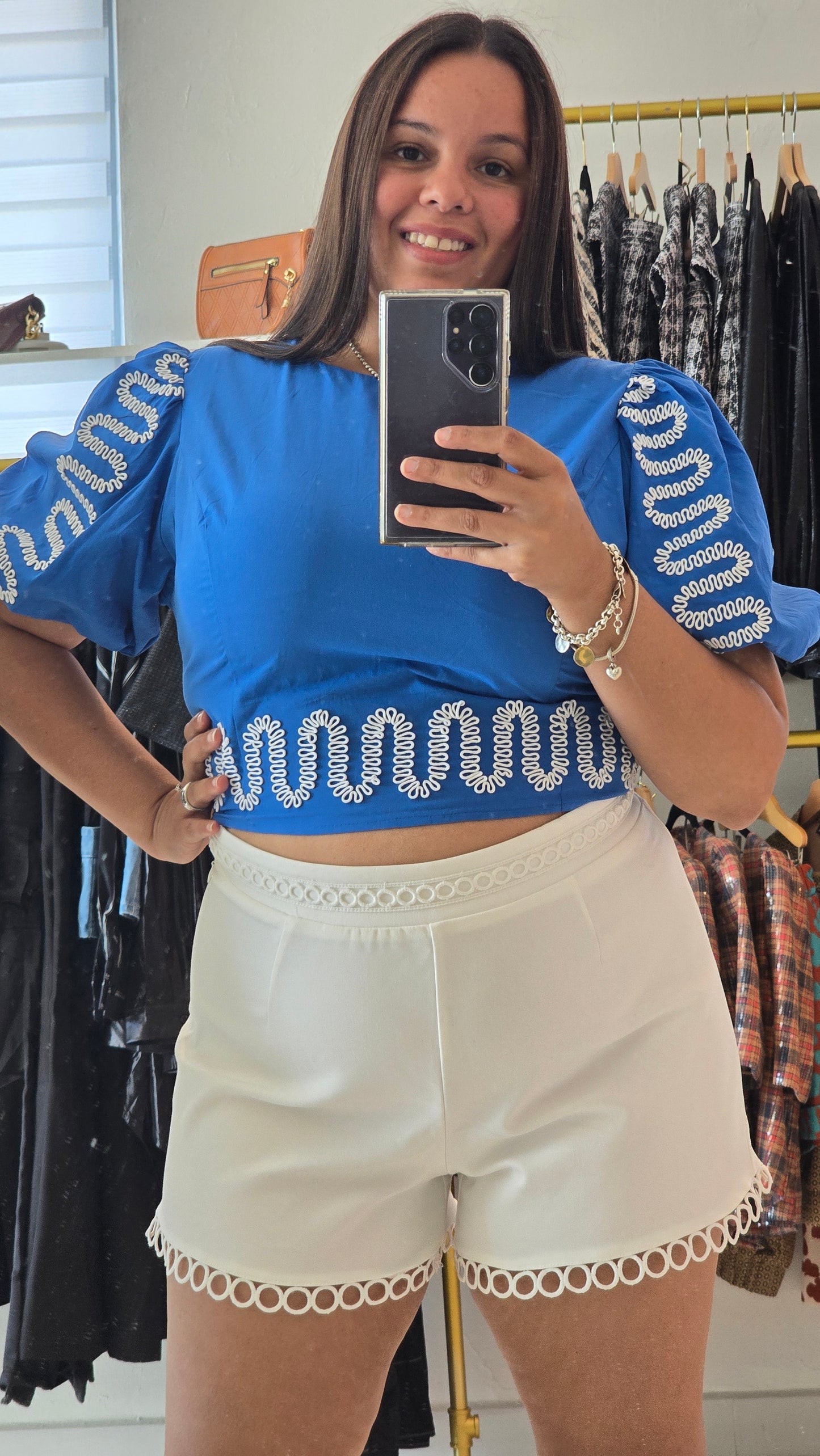 Anara Short