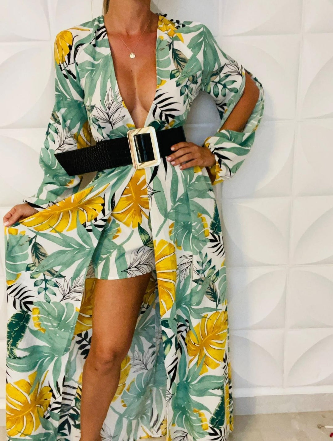 Traje Hojas